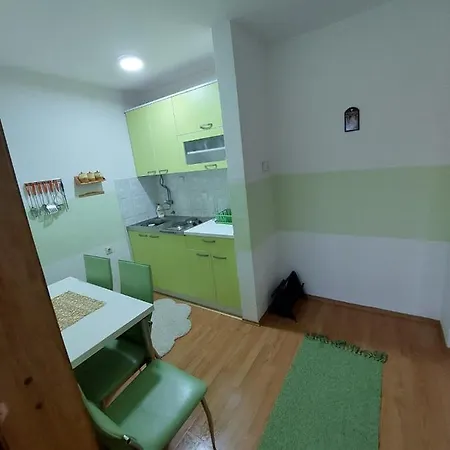 Stulovic Apartment *